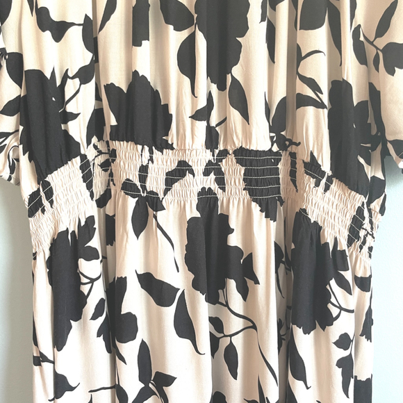NWT H&M Dress XXL Biege Black Floral Maxi - Picture 5 of 12